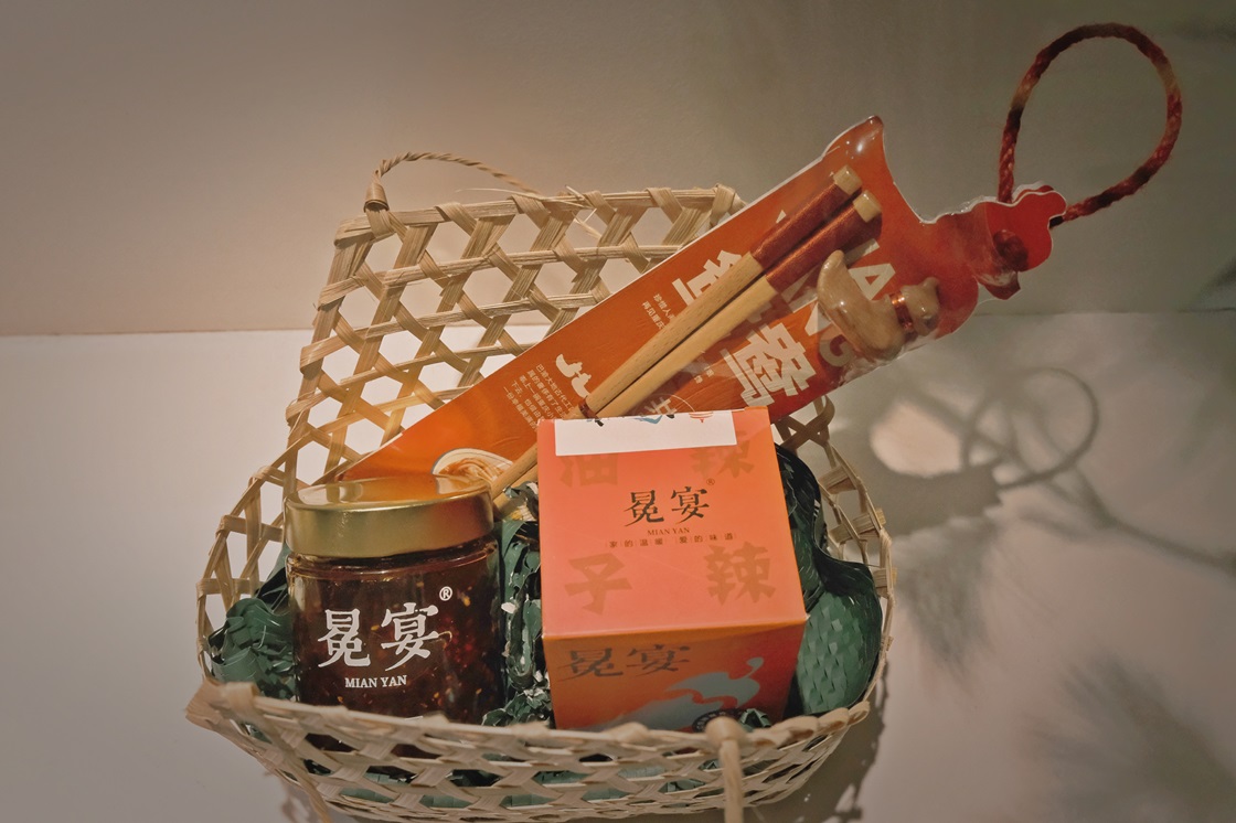 冕宴&贝岭集物联名款重庆油辣子